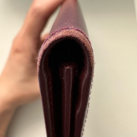 Must De Cartier Leather Bifold Long Wallet - Picture 2 of 13